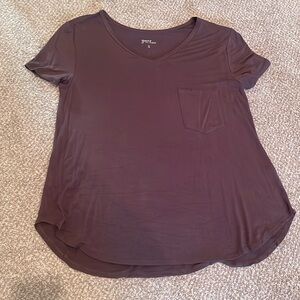 GUC Grace and lace Size small perfect pocket tee